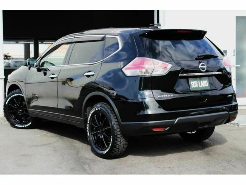 X-TRAIL