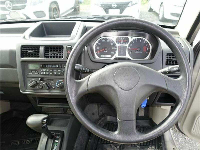 PAJERO MINI-25