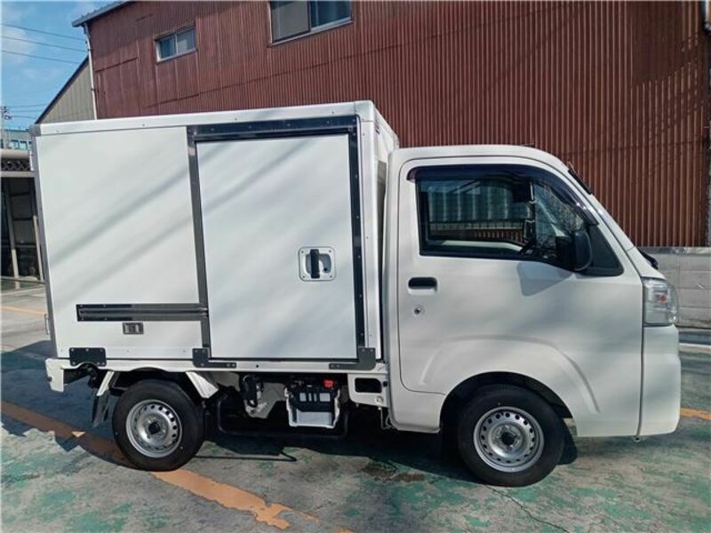 HIJET TRUCK-1