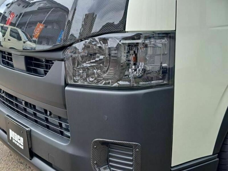 HIACE VAN-8