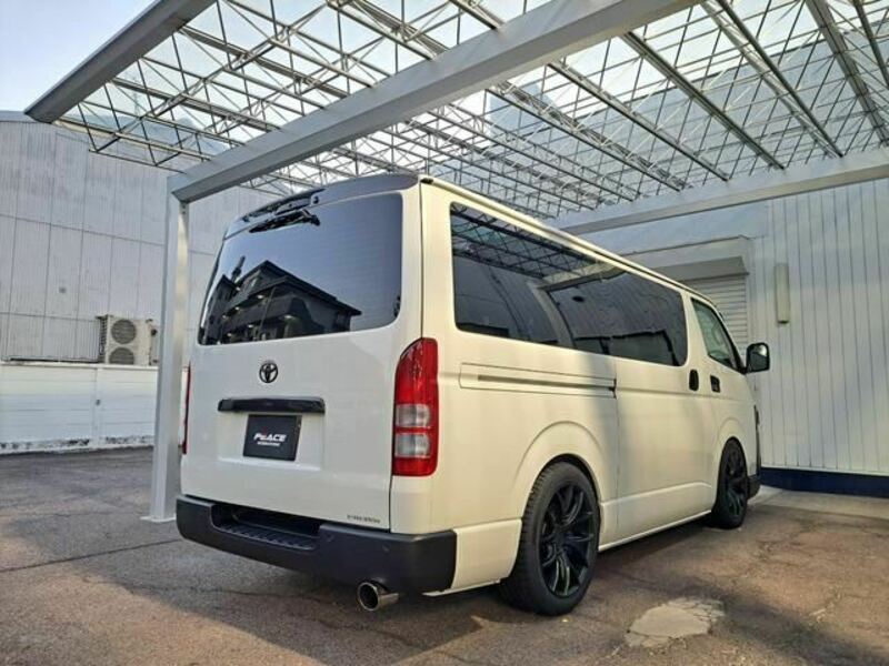 HIACE VAN-23