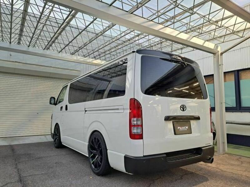 HIACE VAN-24