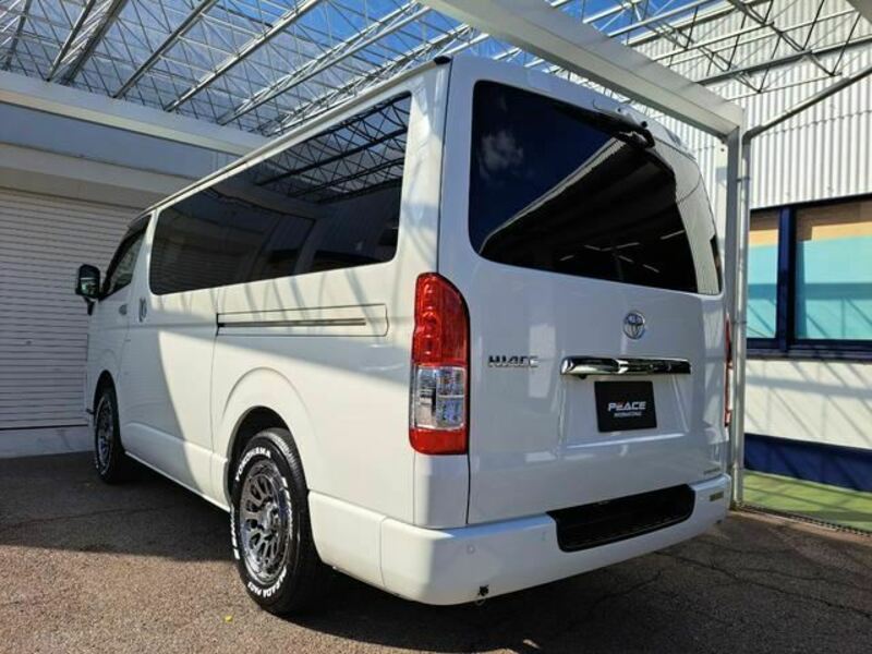 HIACE VAN-48