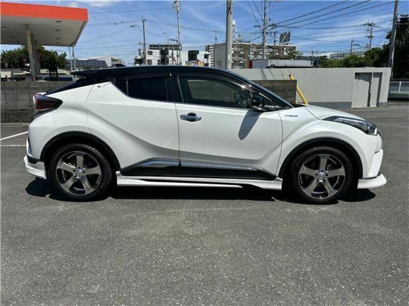 C-HR-13