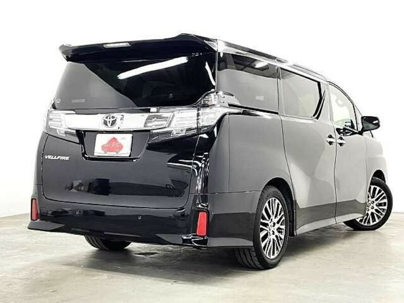 VELLFIRE-2