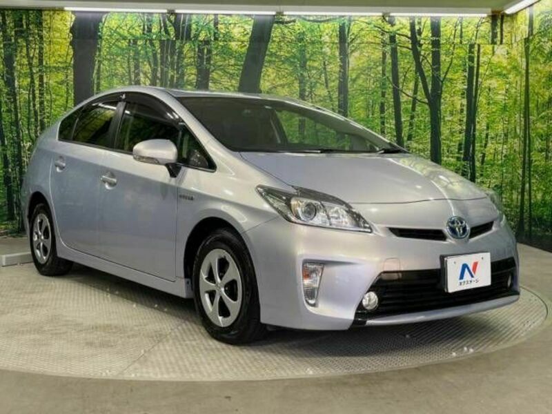 PRIUS-16