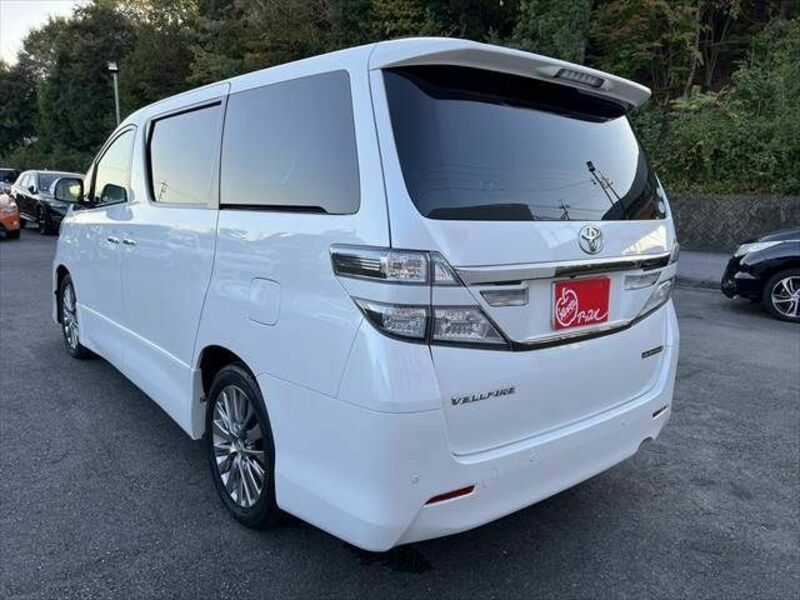 VELLFIRE-20