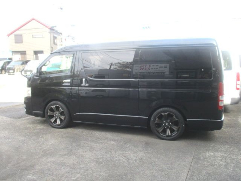 HIACE-1