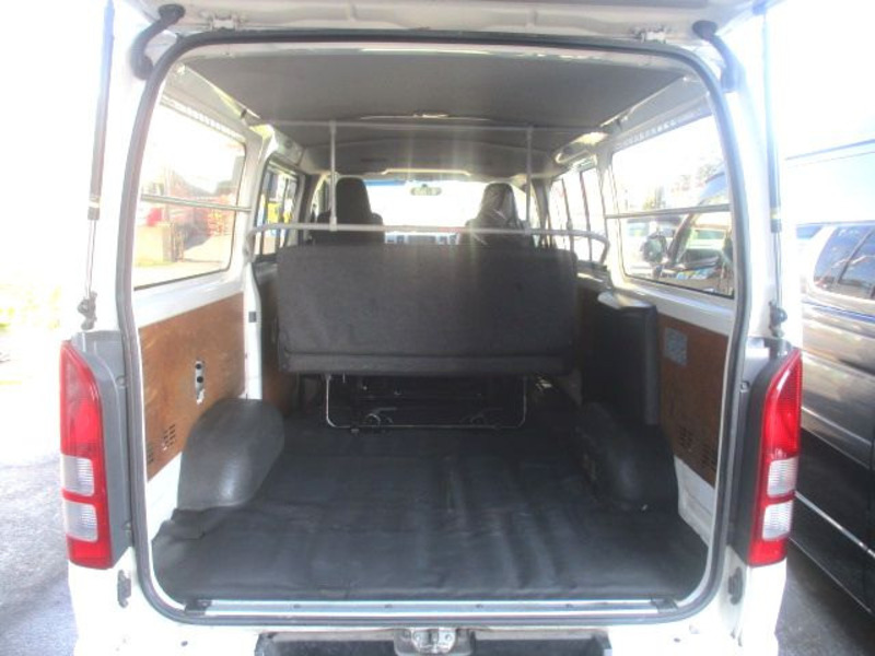 HIACE VAN-8