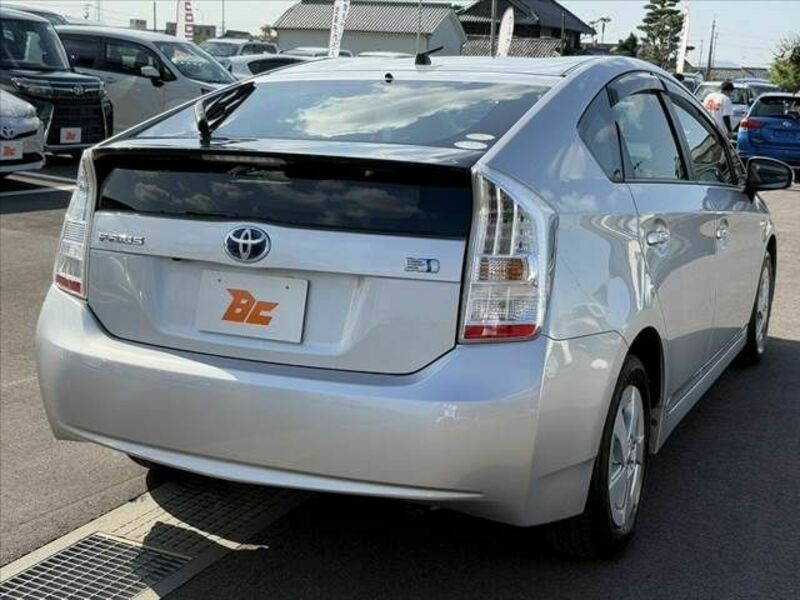 PRIUS-14