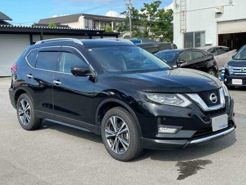 X-TRAIL-10