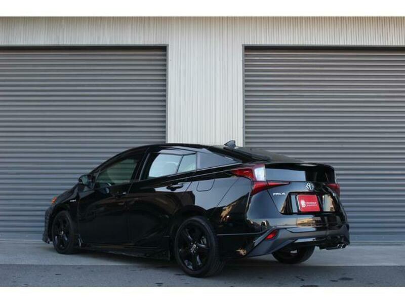 PRIUS-3