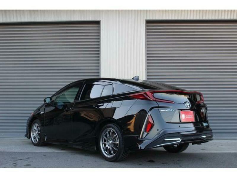 PRIUS PHV-3