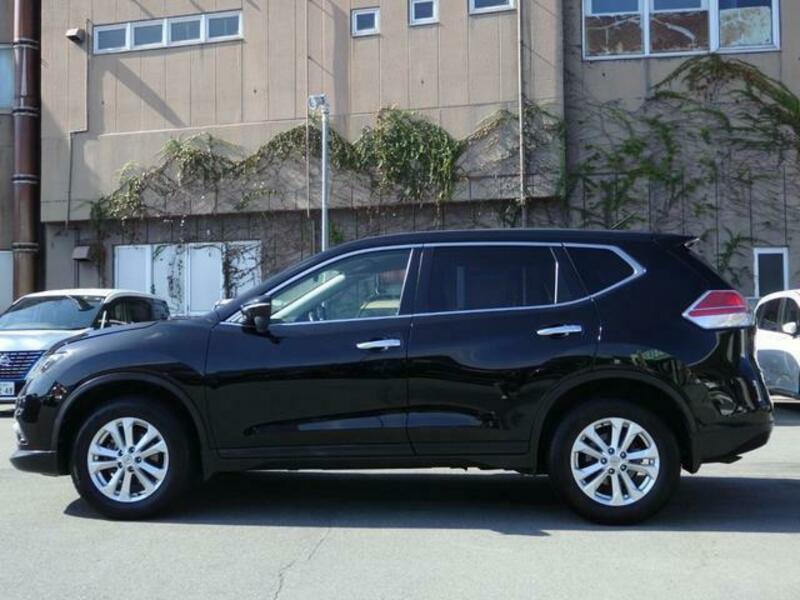 X-TRAIL-5