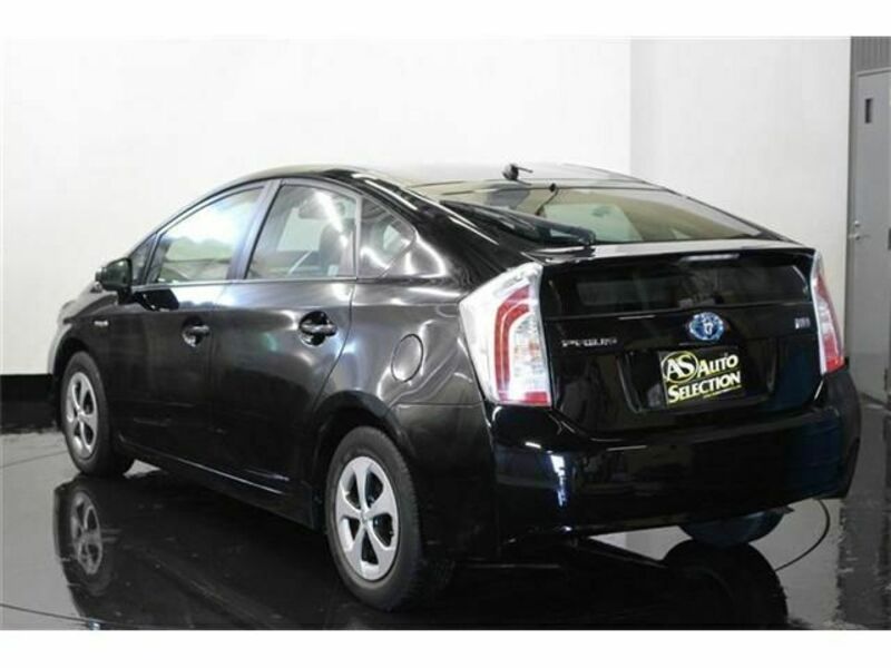 PRIUS-6