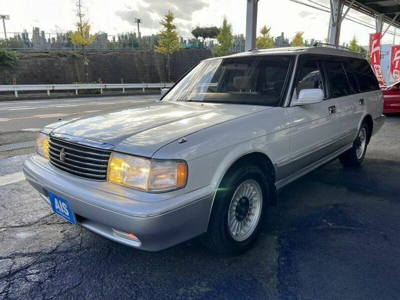 TOYOTA　CROWN WAGON