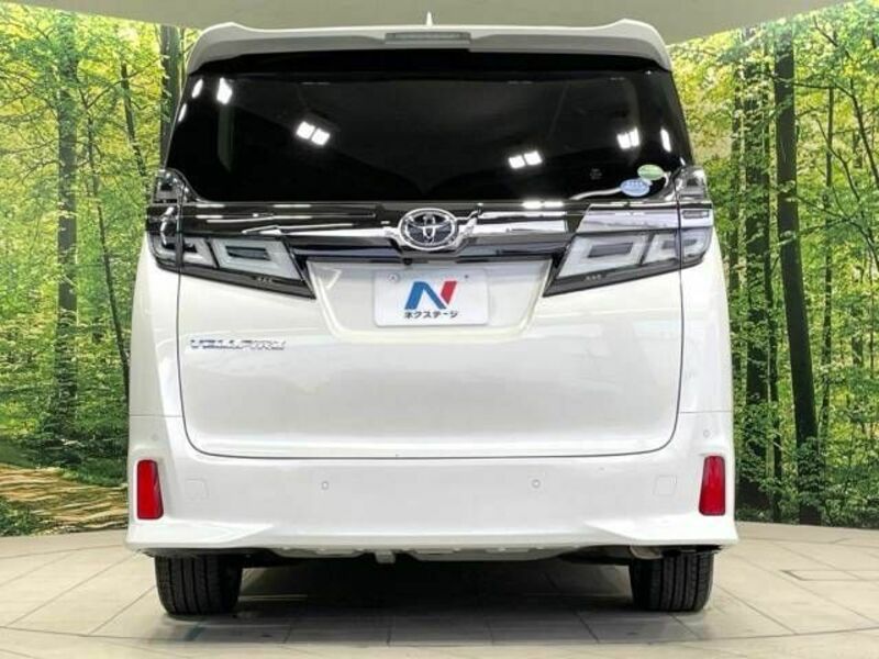 VELLFIRE-16