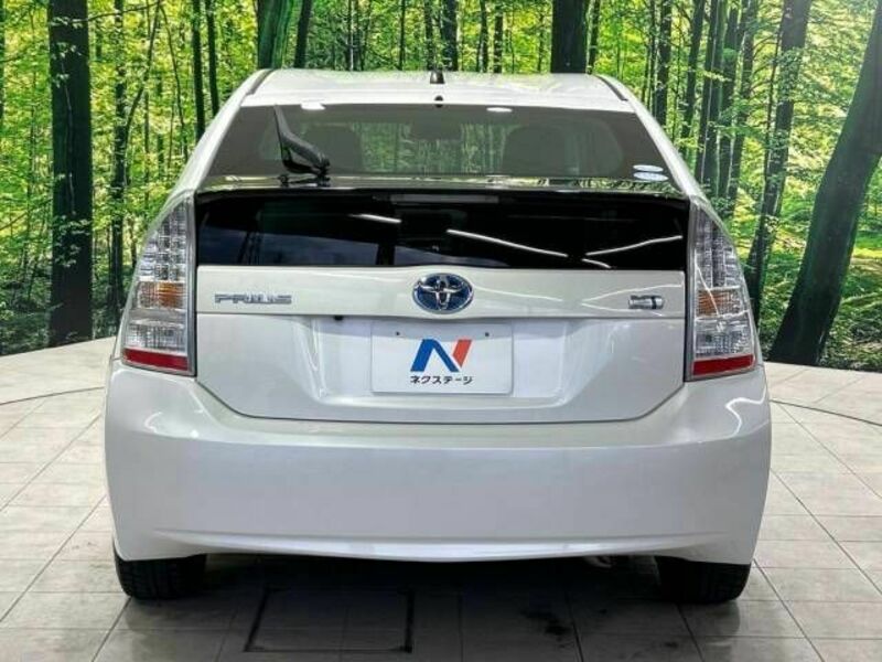 PRIUS-15