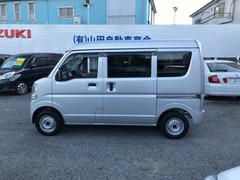 MINICAB VAN