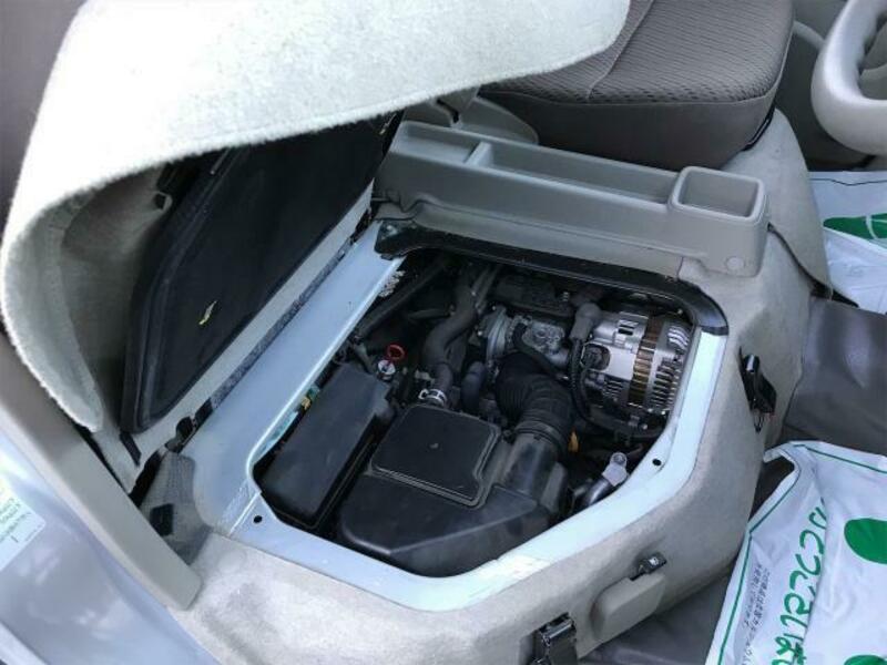MINICAB VAN