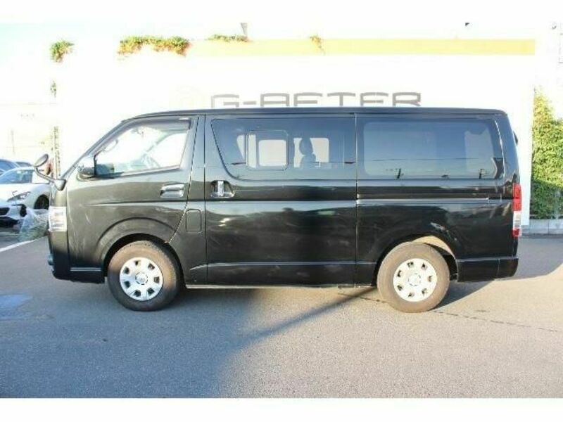 HIACE-9