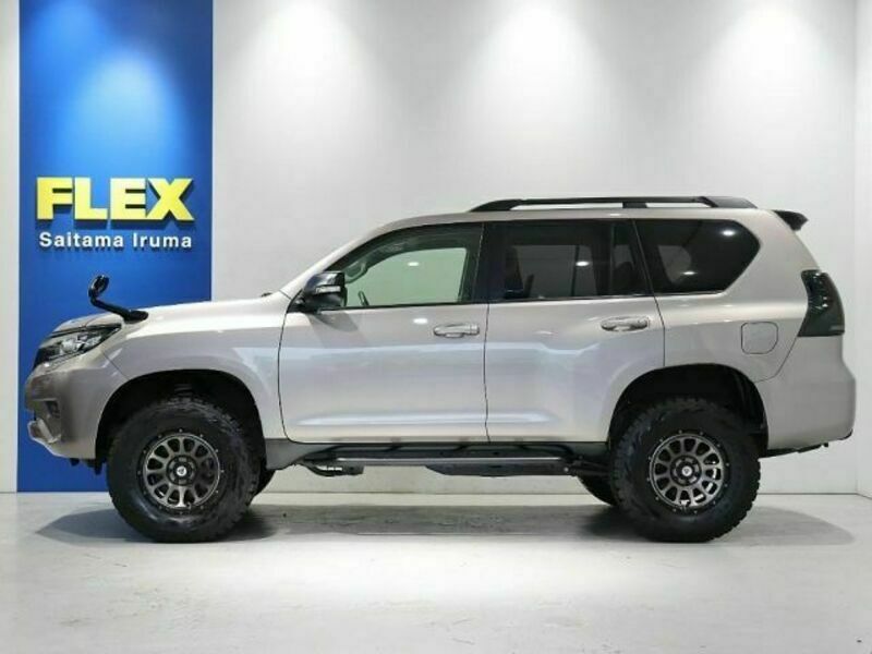 LAND CRUISER PRADO-3