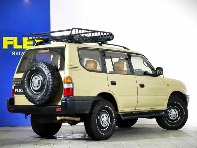 LAND CRUISER PRADO-3