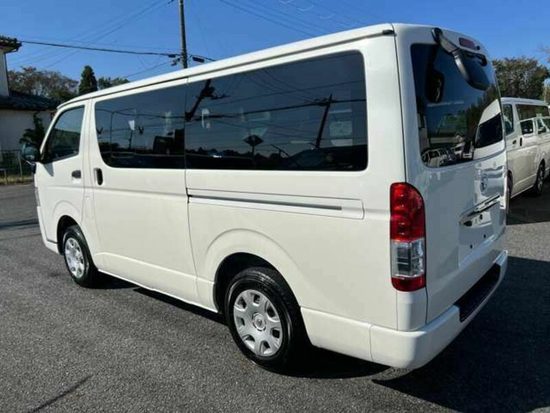 HIACE VAN-4