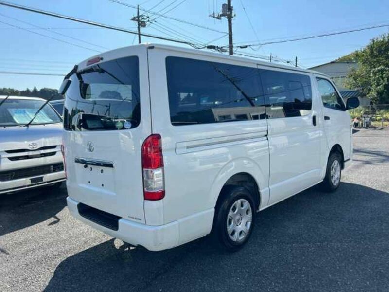 HIACE VAN-6