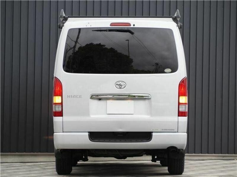 HIACE VAN-10