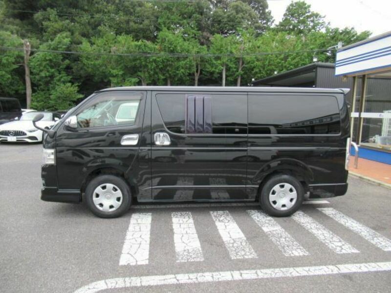 HIACE-4