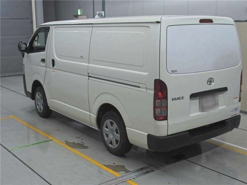 HIACE-5