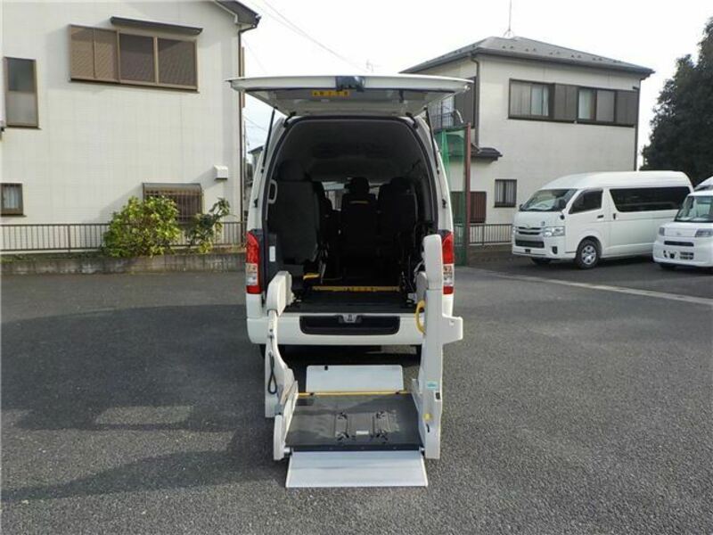 HIACE-4