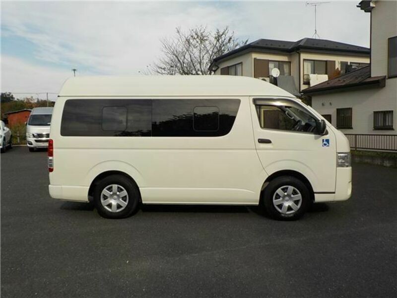 HIACE-12