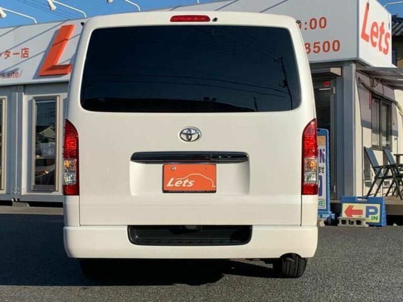 HIACE VAN-9