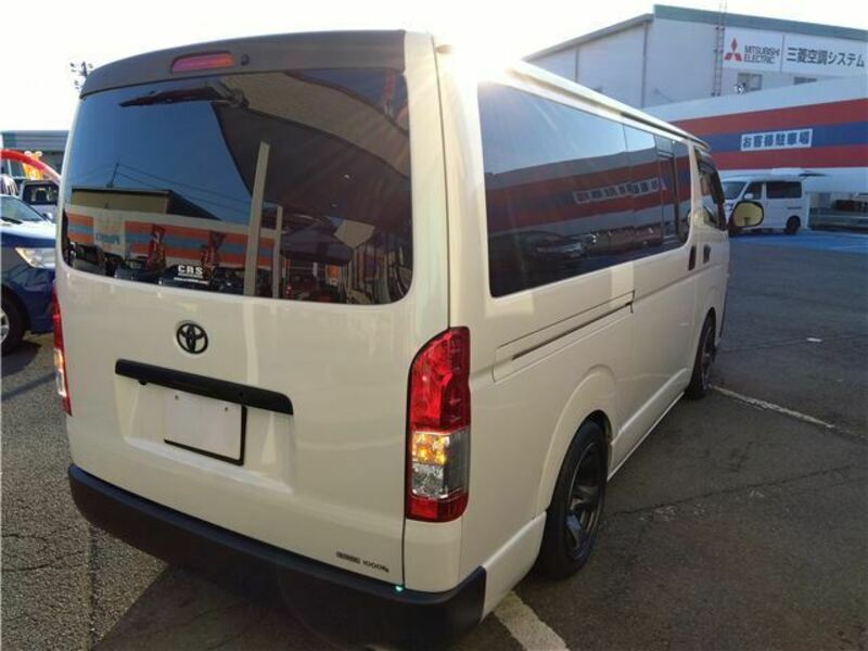 HIACE VAN-4