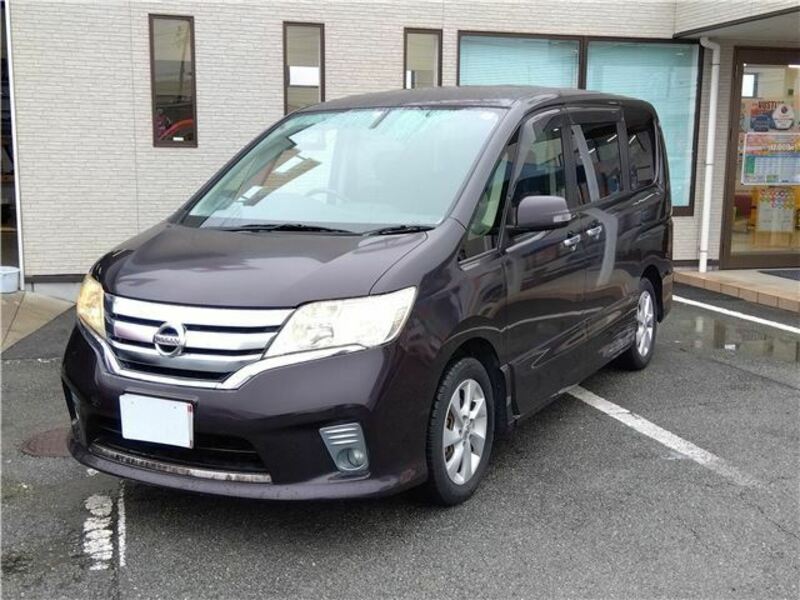 NISSAN　SERENA