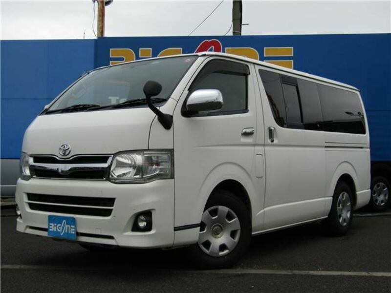 HIACE VAN