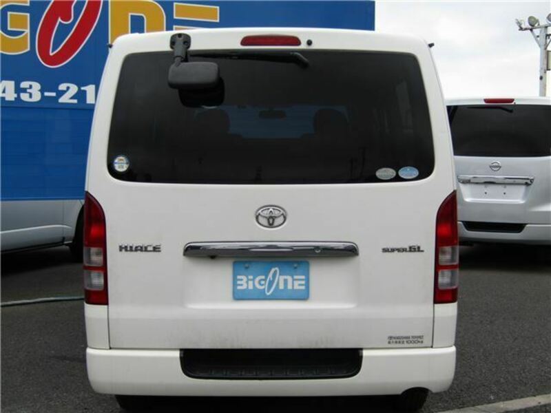 HIACE VAN-1