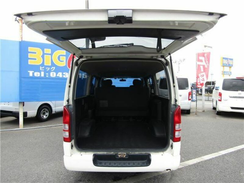 HIACE VAN-33