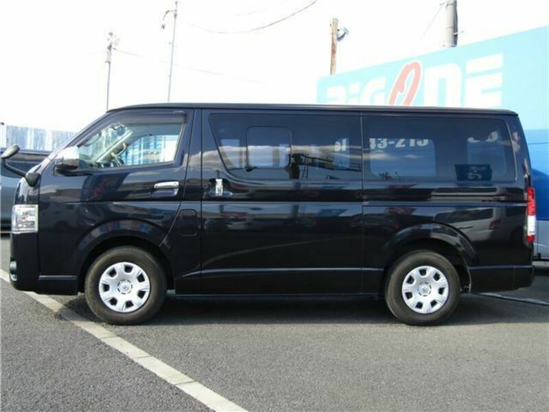 HIACE VAN-13