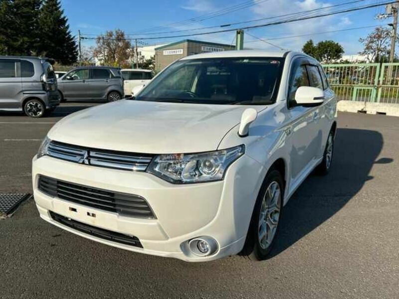 OUTLANDER PHEV-5