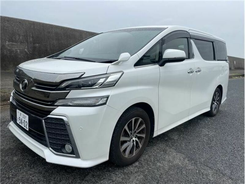 TOYOTA　VELLFIRE