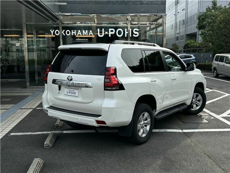 LAND CRUISER PRADO-32