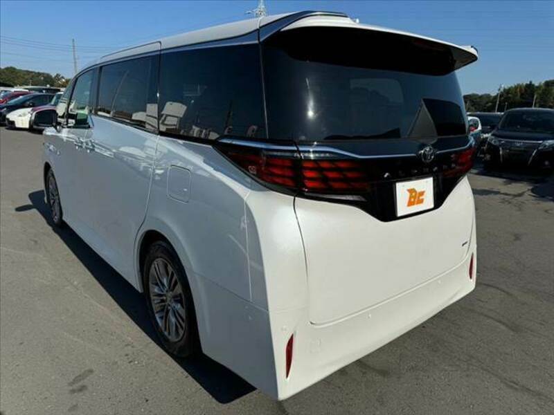 ALPHARD-12