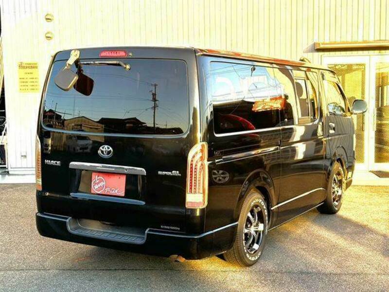 HIACE VAN-18