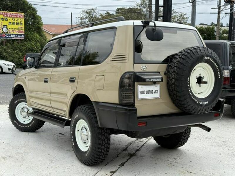 LAND CRUISER PRADO-9