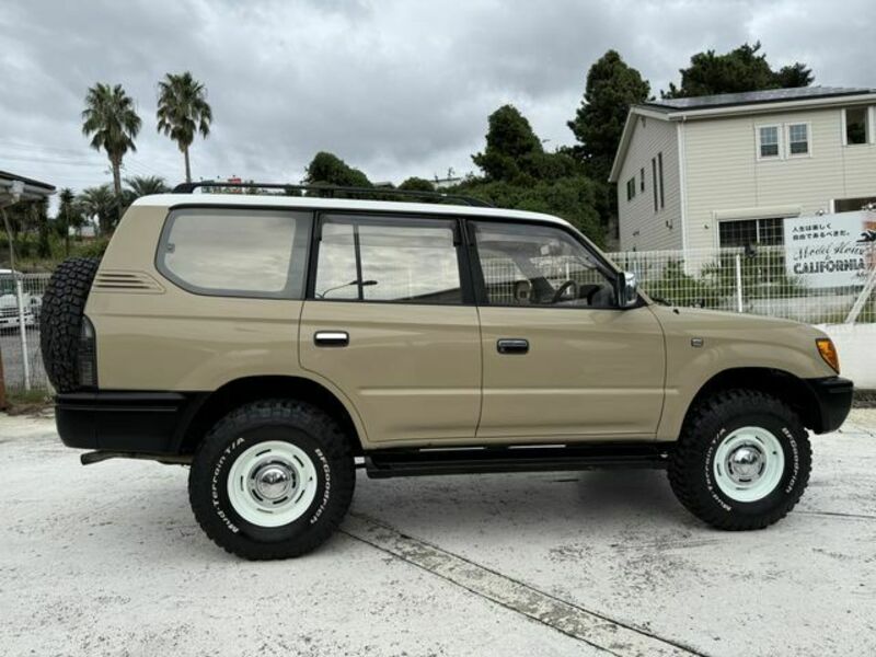 LAND CRUISER PRADO-14