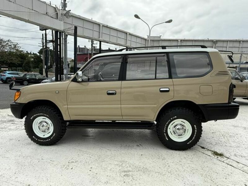 LAND CRUISER PRADO-15