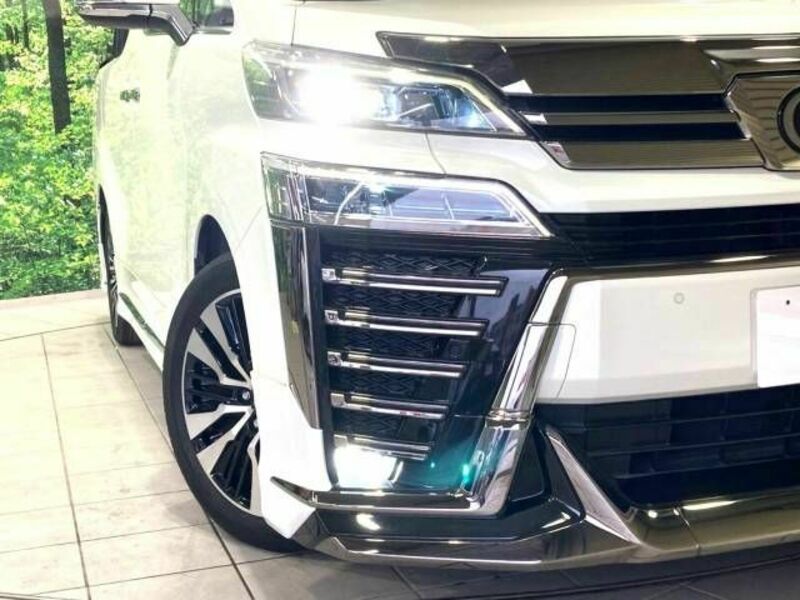 VELLFIRE-12